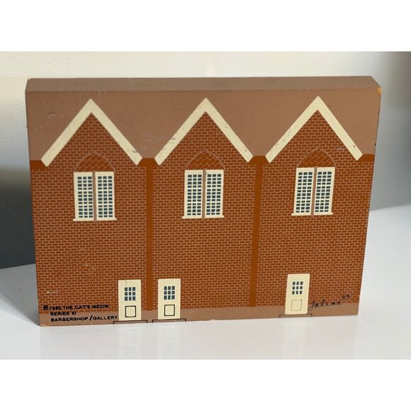 VTG Cat’s Meow 1993 Barbershop & Gallery Series XI Wooden Village Shelf Sitter - Picture 4 of 7